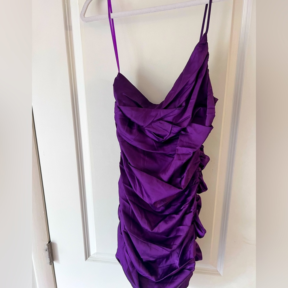 One should purple dress